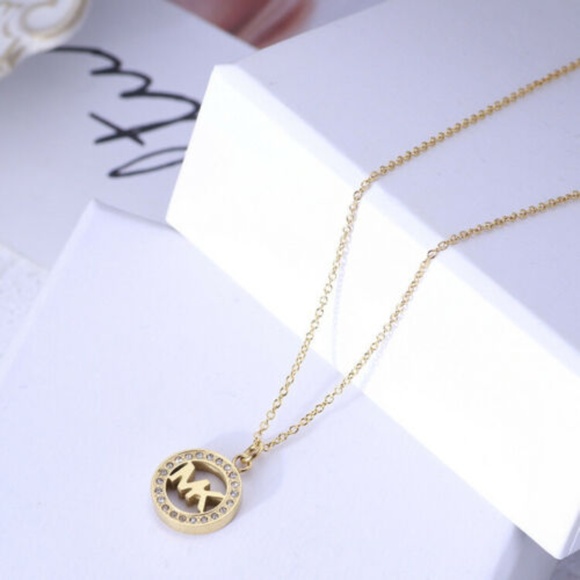 NWT Michael Kors Logo Pave GOLD Circle Necklace - Picture 6 of 8